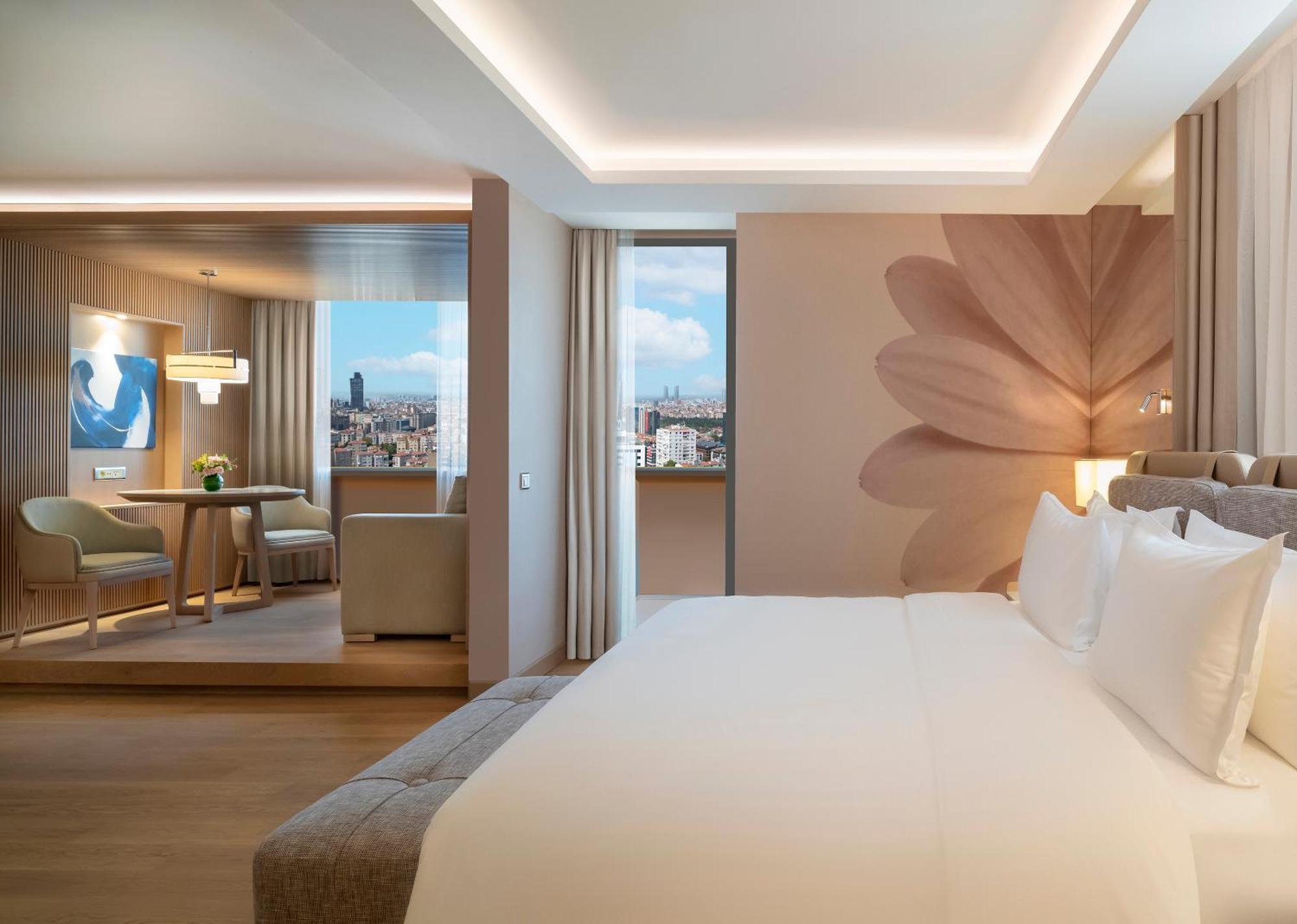 Suite Lit King-Size Junior - Vue sur Ville