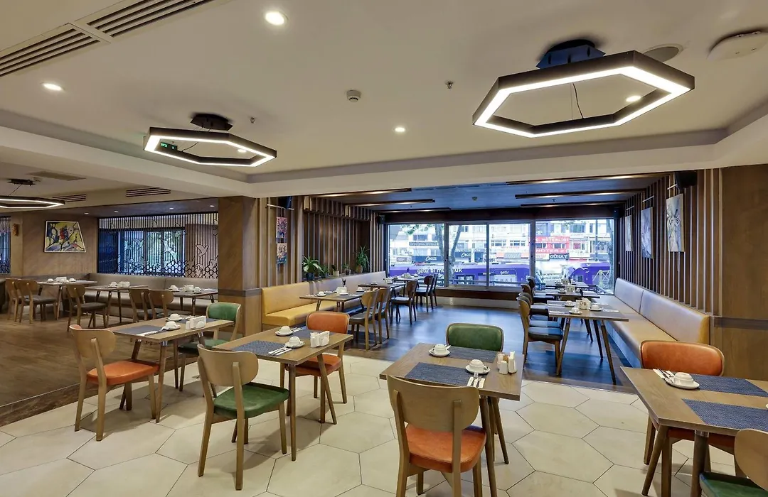 Ramada By Wyndham Istanbul Old City-1