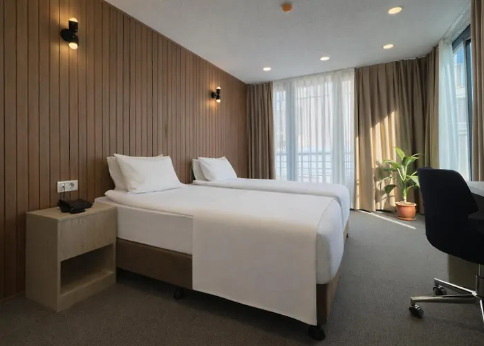 Hotel de 3 estrellas: Hotel Evsen (Adults Only)