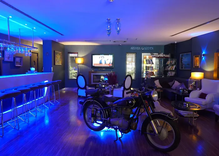 Hotel Troya